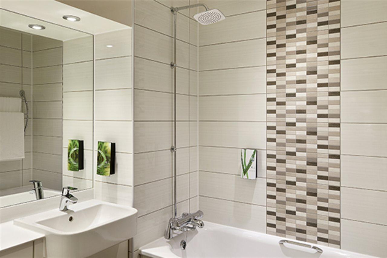 Premier Inn Тринг Экстерьер фото